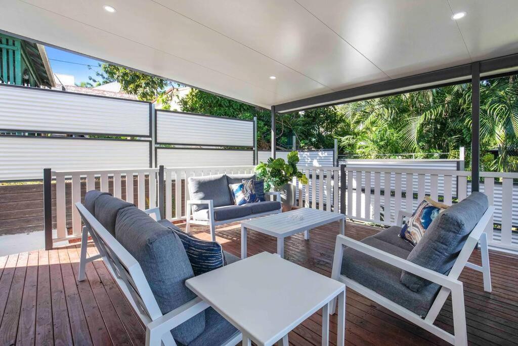 Holiday home Sunset Haven 4-bd Retreat Milton, Steps To Suncorp Brisbane