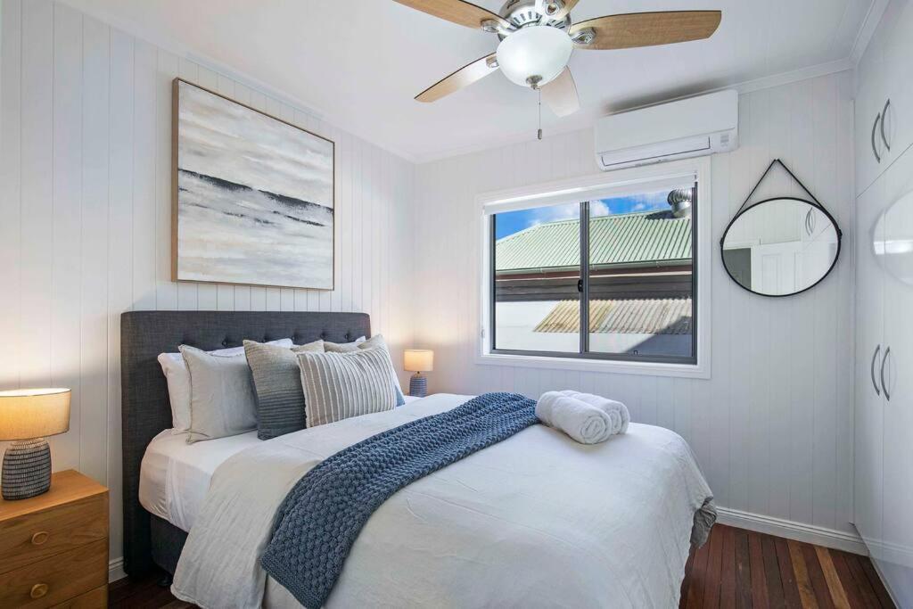 Sunset Haven 4-bd Retreat Milton, Steps To Suncorp *