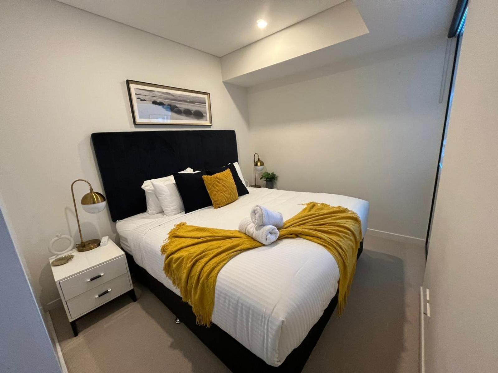 The Gatsby Escape Skytower Luxury Living At Level 71 Brisbane