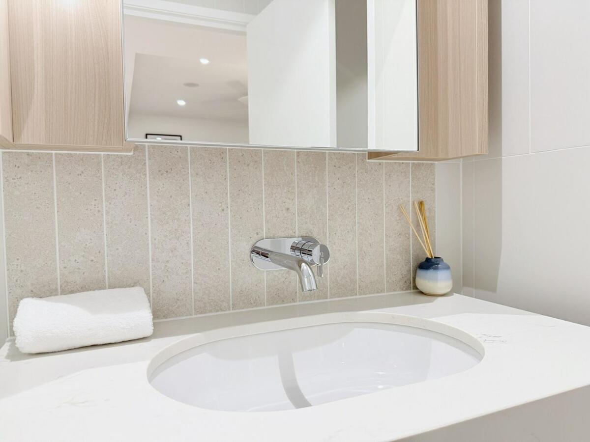 Serene 2bed With Pool & River Views At Queens Wharf Brisbane