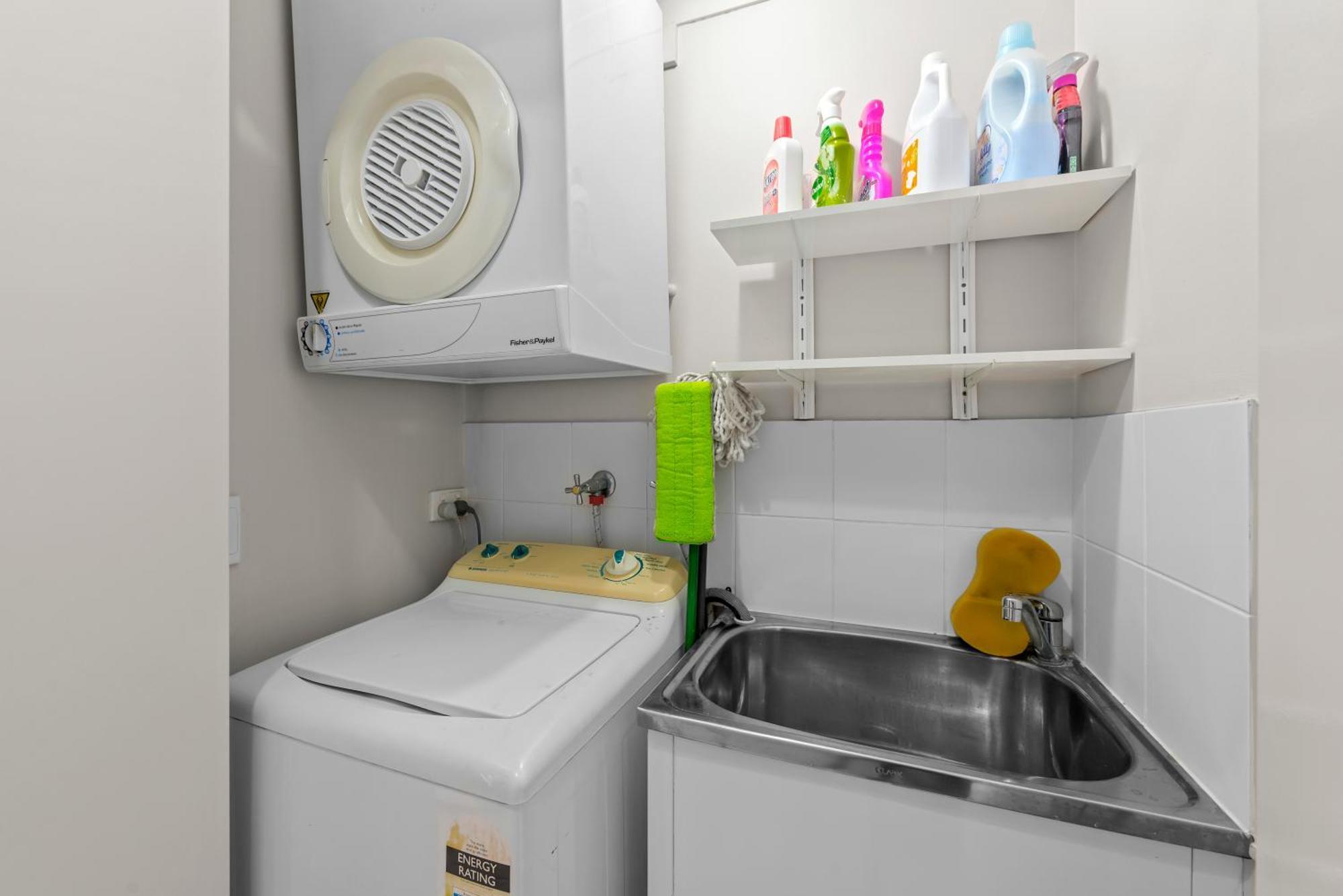 Apartment Spacious 2br Close To Uq, Shops With 2parking & Pool Brisbane