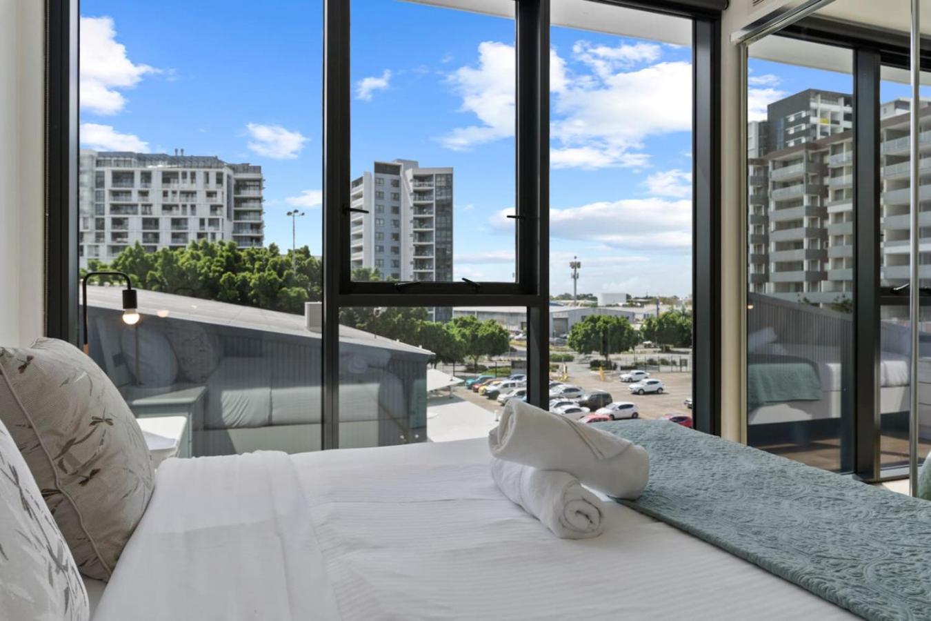Cozy 1br Retreat In Hamilton Near River And Dining Apartment Brisbane