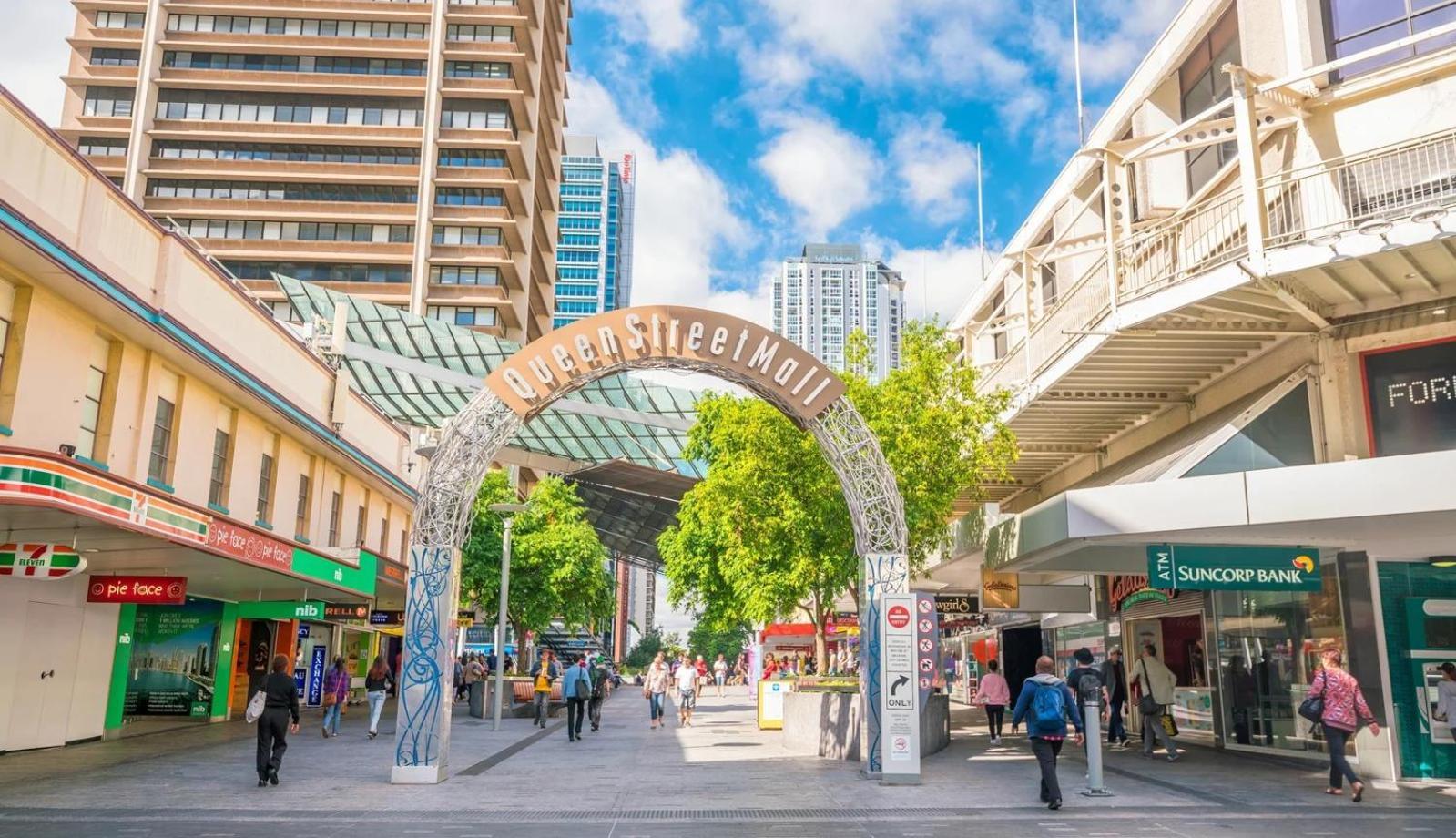 Modern Centre - Short Walk To Hospital Apartment Brisbane
