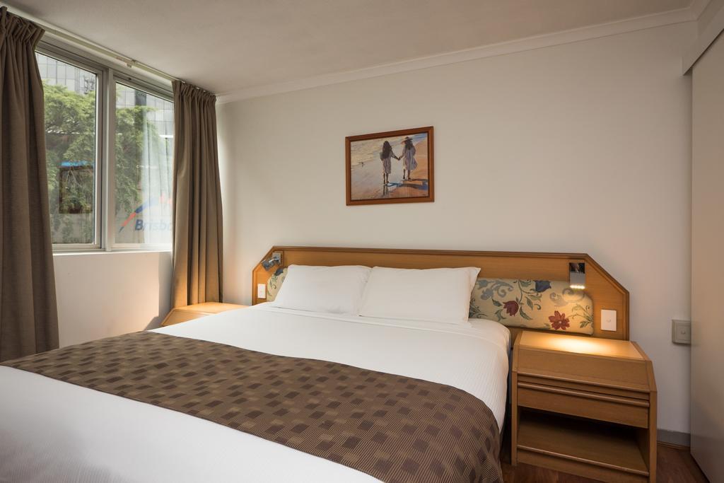 Abbey On Roma & 4* Brisbane