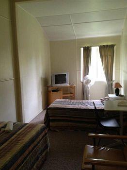 Herston Place Motel 3*