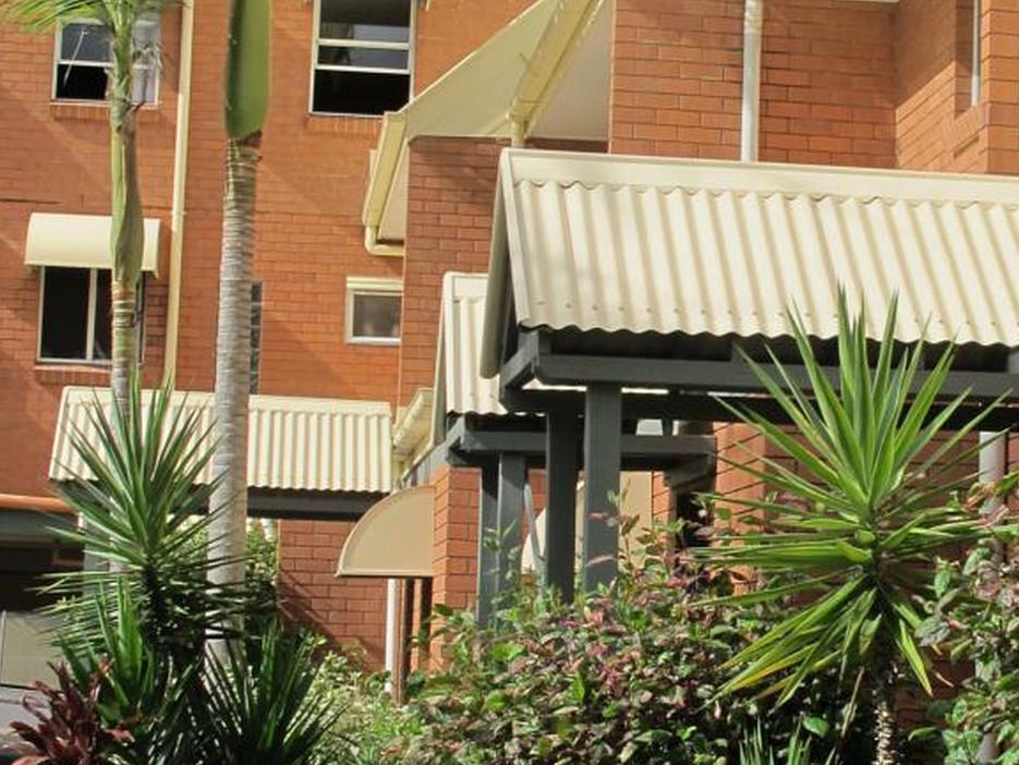 Spring Hill Terraces 3*