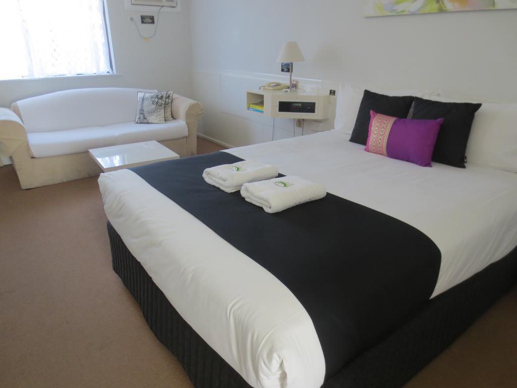 Aspley Pioneer Motel 2*