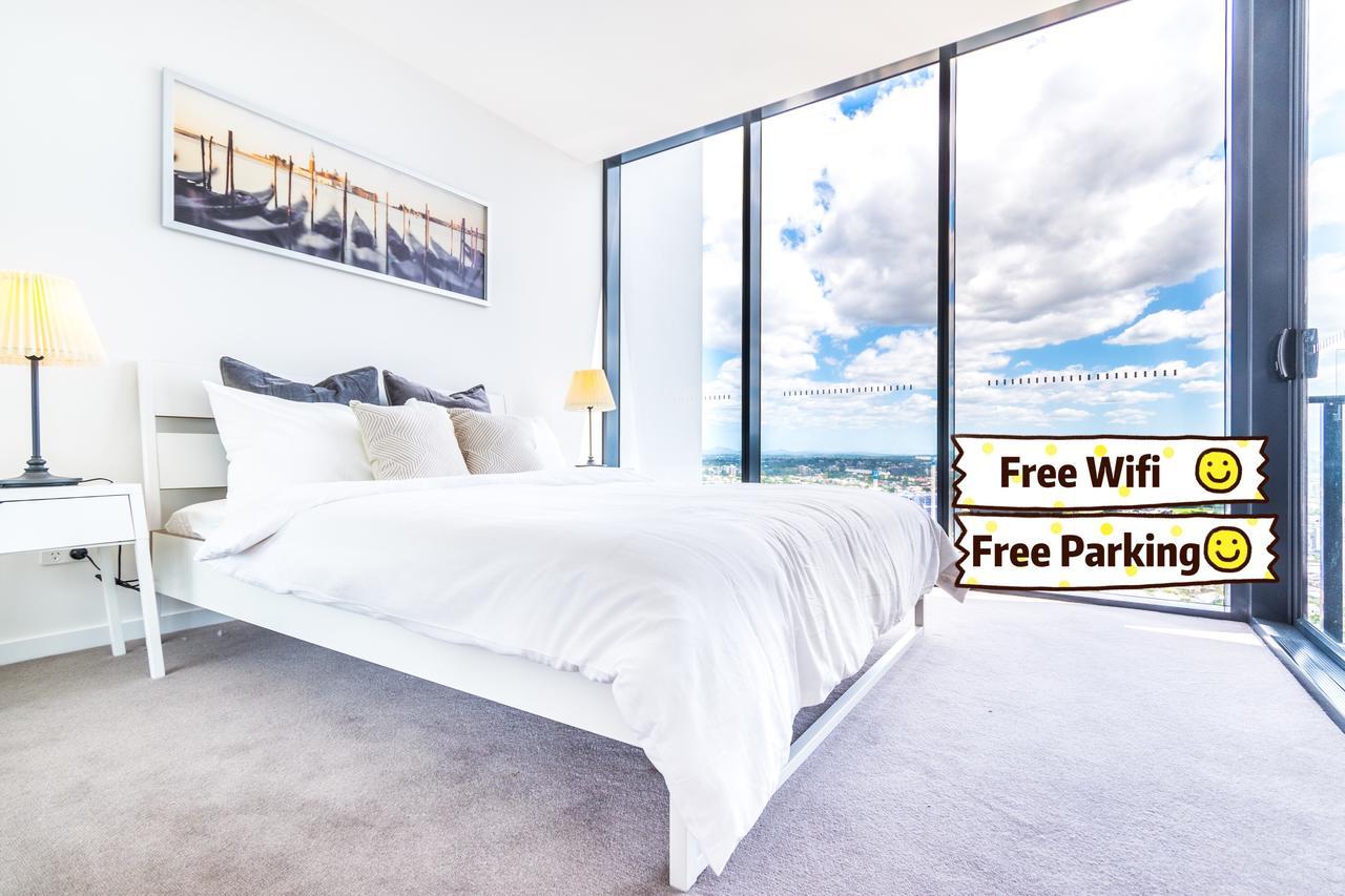 Apartment Airtrip On Merivale Street *