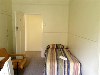 Herston Place 3* Brisbane