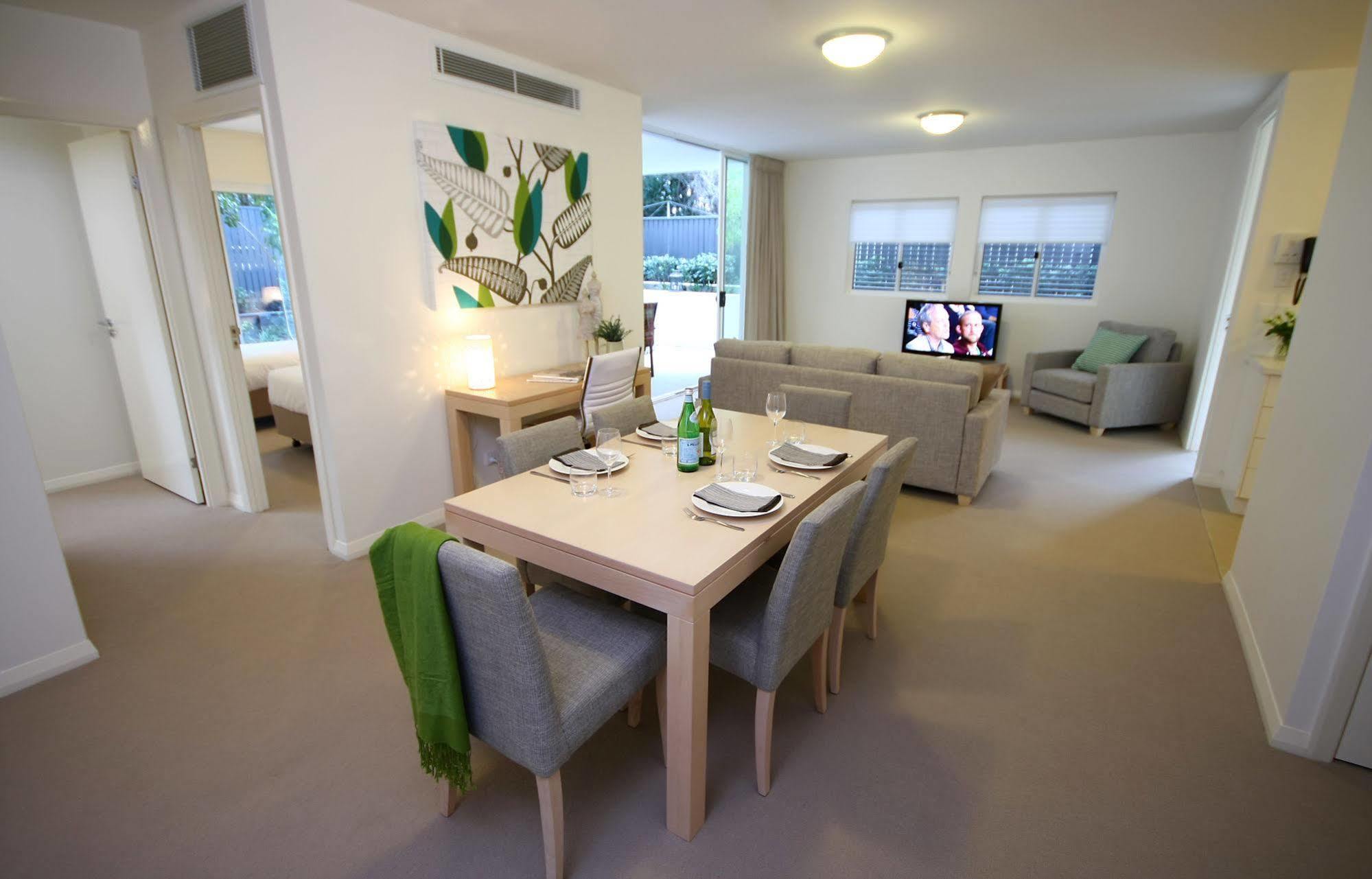 Domain Serviced 4*