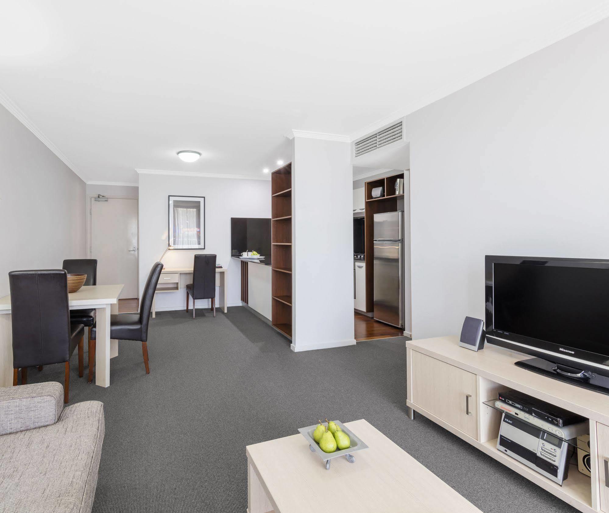 Oaks Lexicon Aparthotel Brisbane