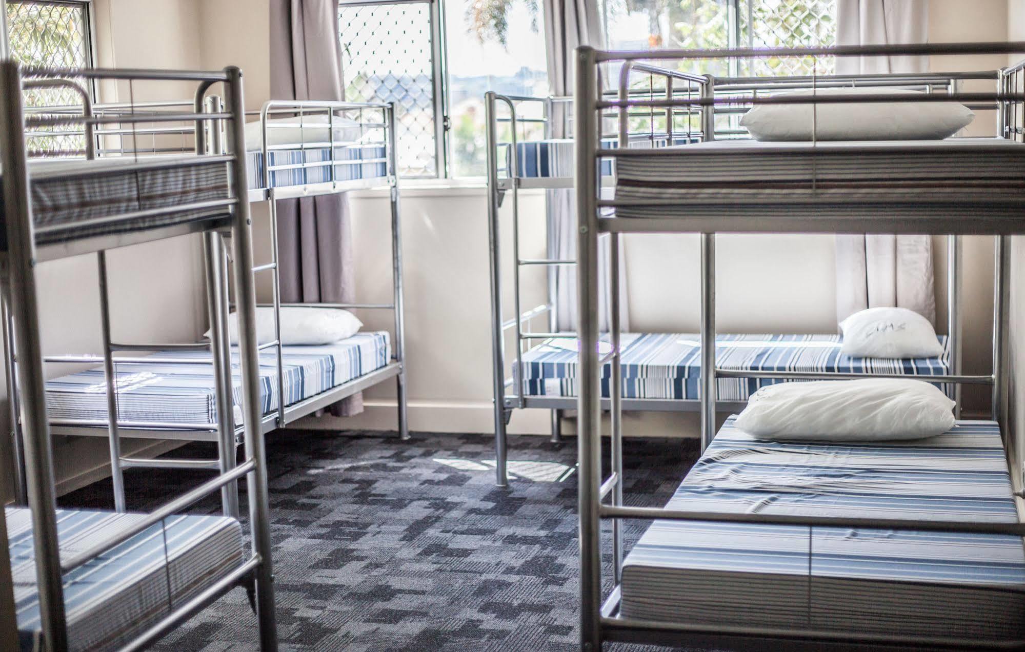 Hostel Somewhere To Backpackers Brisbane