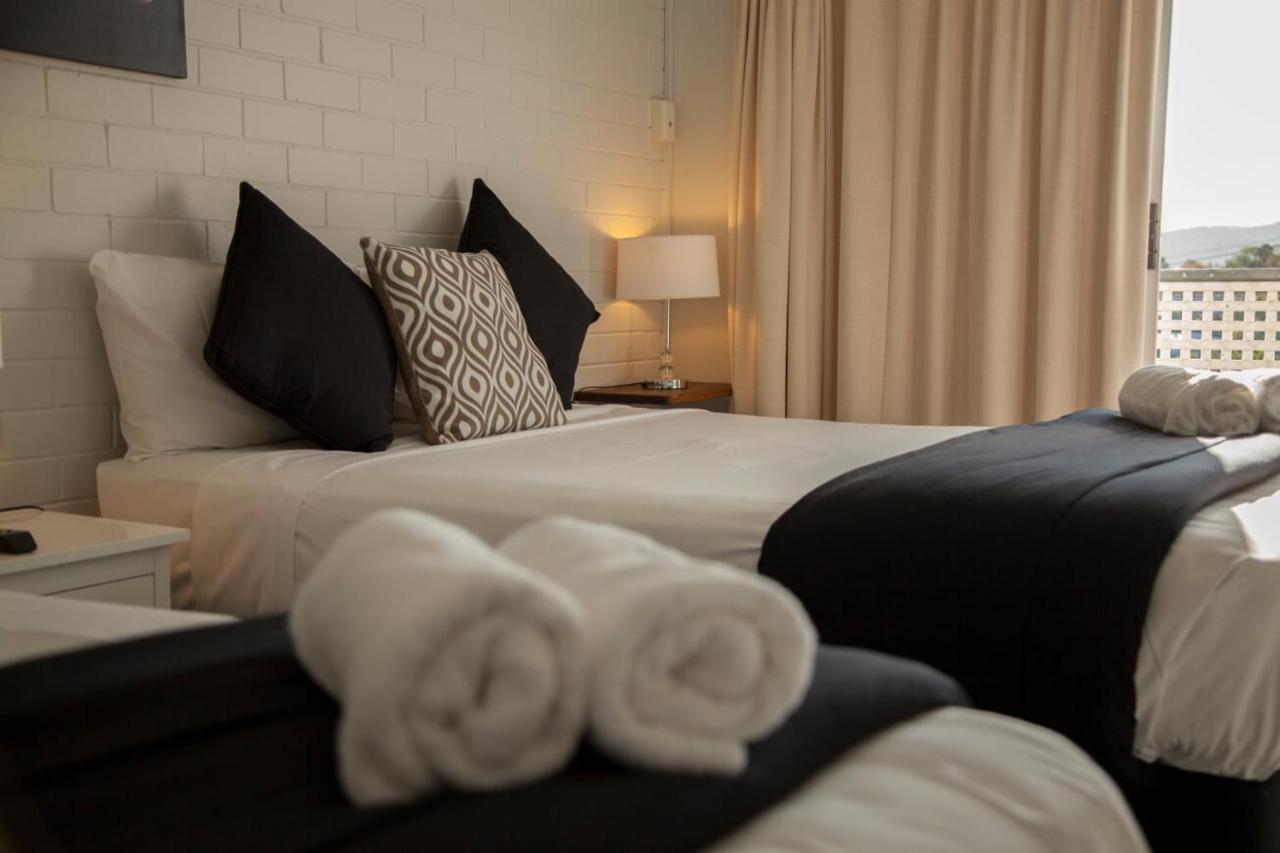 Herston Place 3*