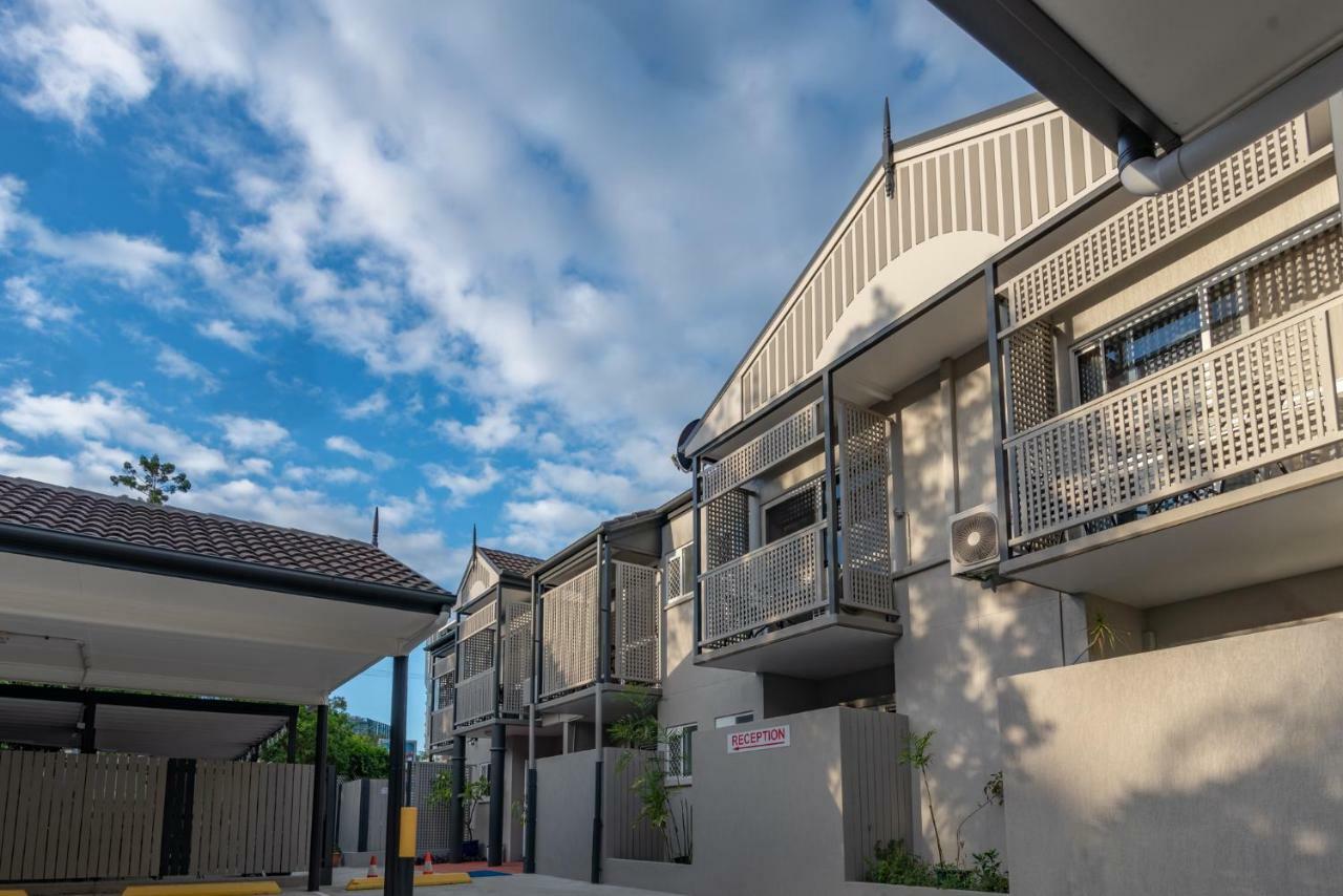 Benson Court Motel 3*