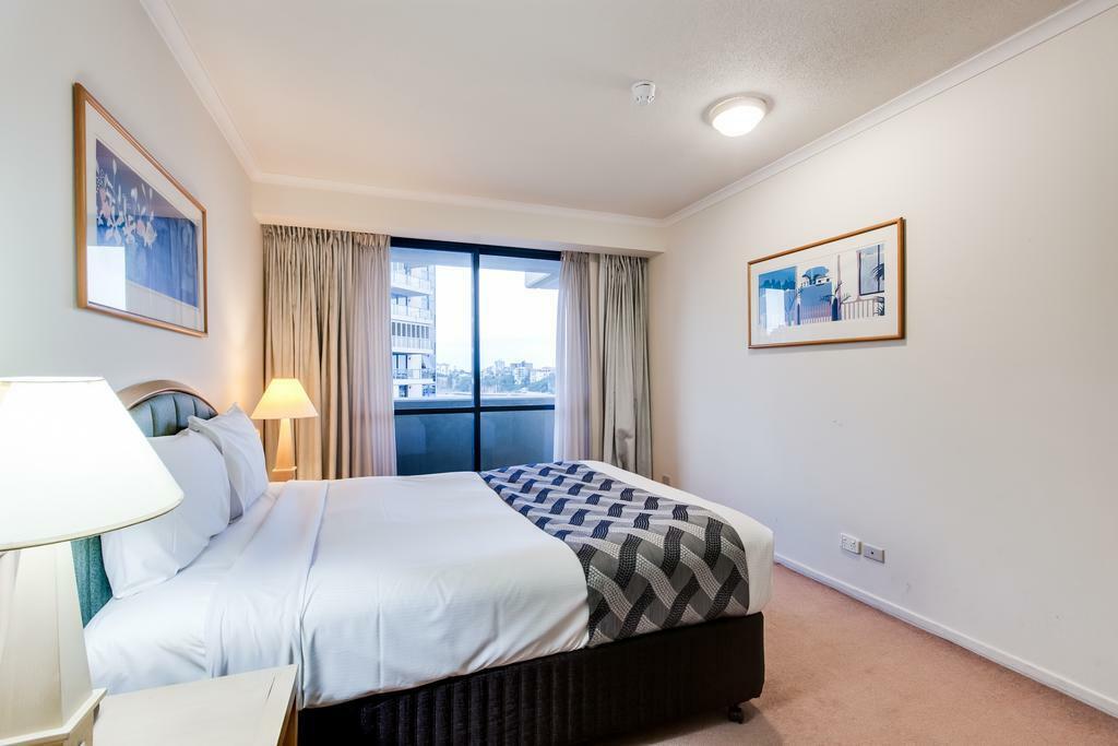 Dockside Aparthotel 4*