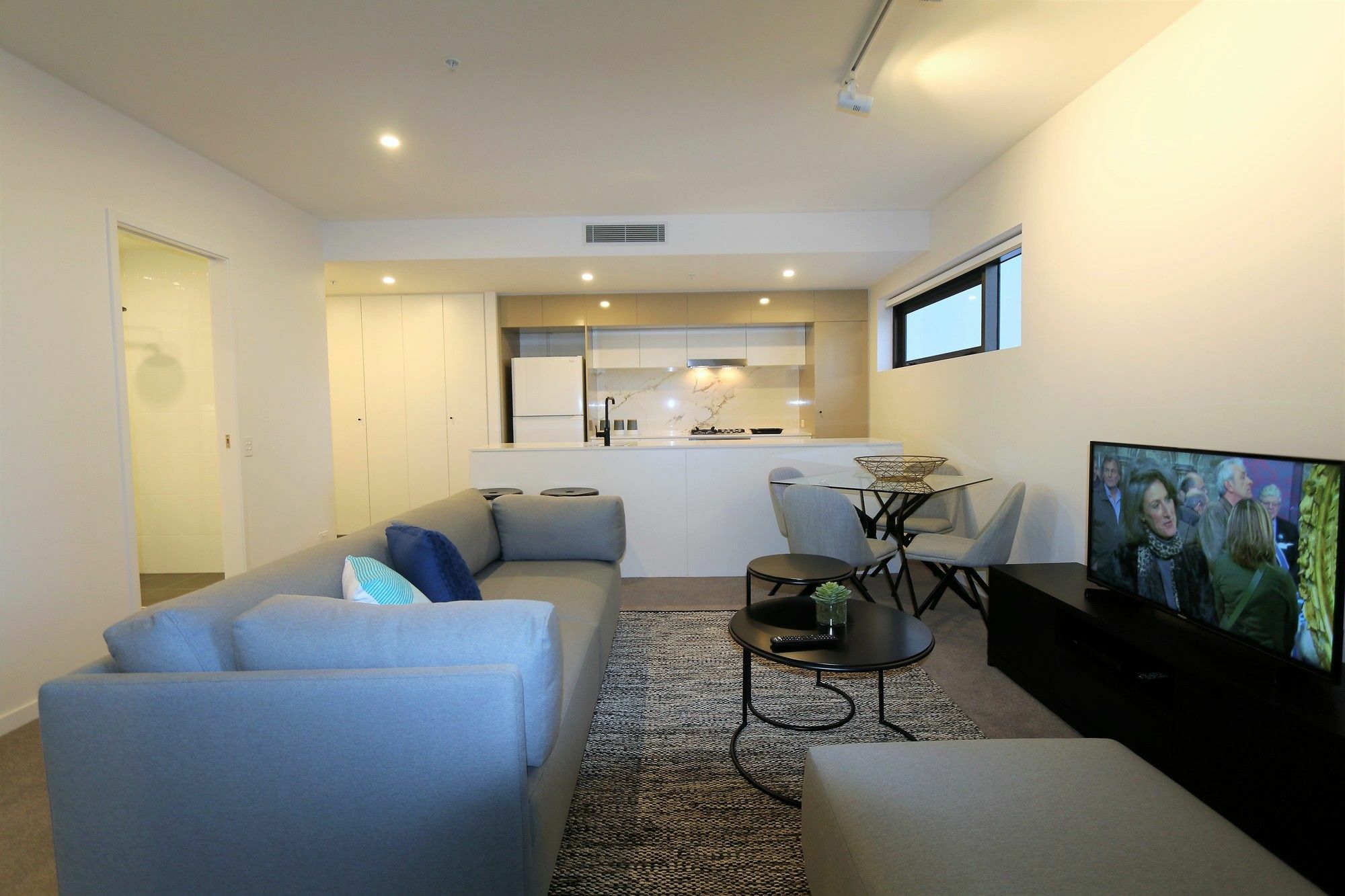 Opera South Aparthotel