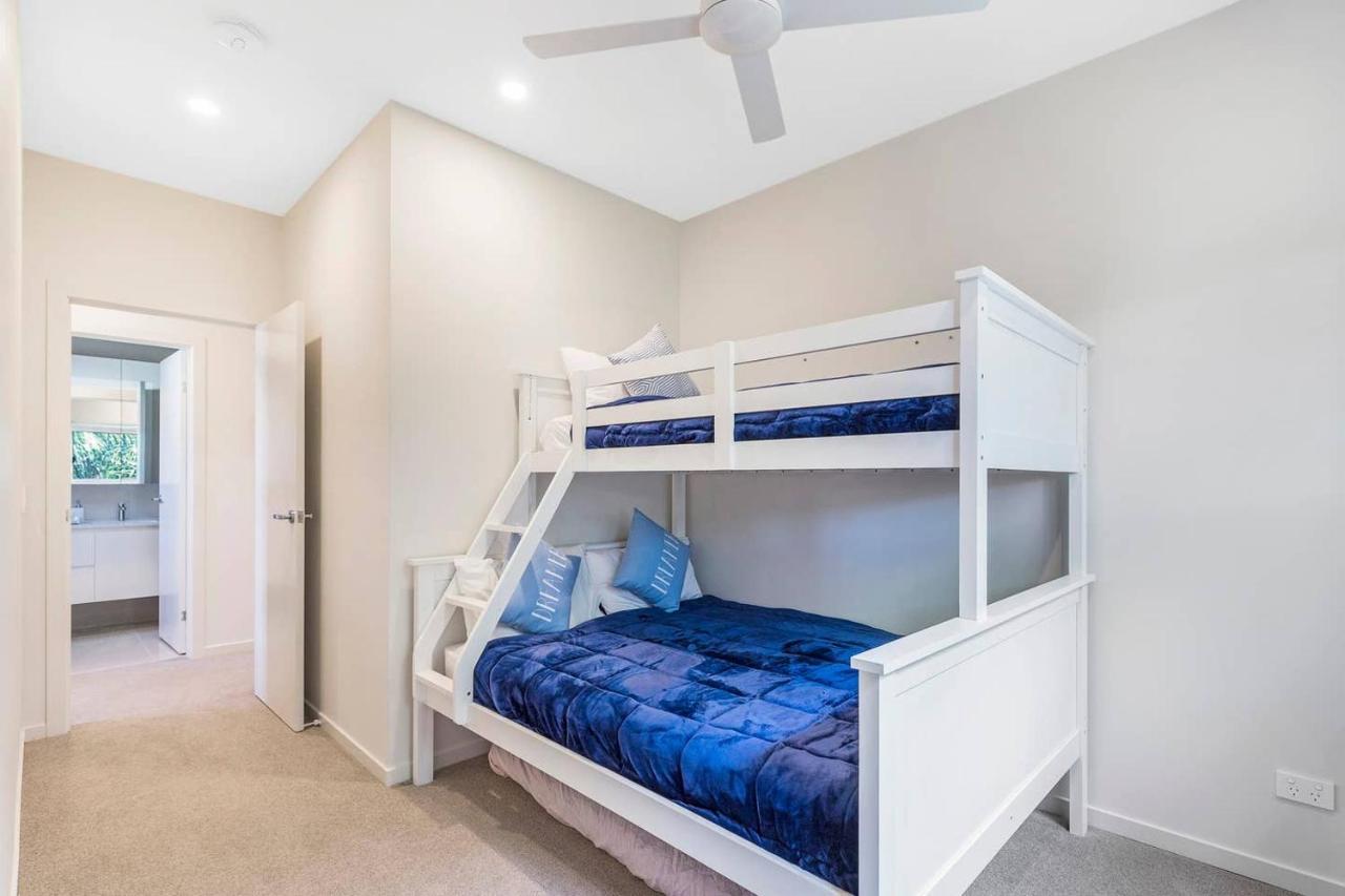 Park Ave Retreat - 3 Carparks, Wifi, Bbq, King Bed Apartment Brisbane