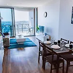 Airtrip Apartments At South Brisbane