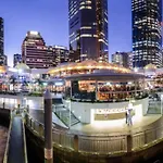 Lvl 57 Skytower Breathtaking Views Cbd Wifi Carpark By Stylish Stays