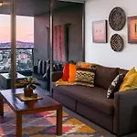 African Escape On Level 38 - Balcony With Views