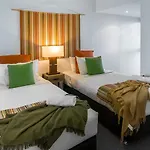 African Escape On Level 38 - Balcony With Views