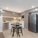 Inner City 1 Bedroom Apartment With Rooftop Pool And Parking - Serain Residences