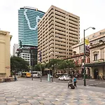 Adina Apartment Hotel Brisbane Anzac Square