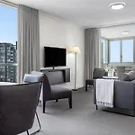 Oaks Brisbane Festival Suites