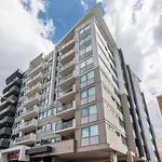 Comfort Two Bedroom Apartment With Free Parking In Valley