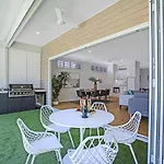 Manly Oasis, 5Bd, 3 King Bd,Pool