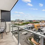 Spacious Inner City Apartment