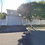 Detached 2 Bdr 2 Storey Granny Flat Close To Shopping Centre