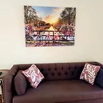 Tingalpa Townhouse Treat