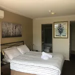 South Brisbane Apartments Free Parking