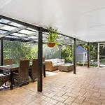 Stylish Home In Fig Tree Pocket Near Lone Pine