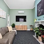 Amelia Terrace - House In Brisbane City Central