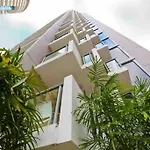 Central Cbd Studio, Balcony, Pool, Gym, Sauna