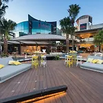 Luxury Living 2 Bedrooms 4 Beds 2B Athrooms In Southern Brisbane+ Parking