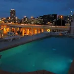 South Brisbane Modern Apartment