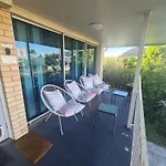 Amazing City Location-Private Room In A Share House-2 Rooms Available!!