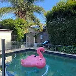 Cosy Haven For Females Only Or Females & Child/Ren