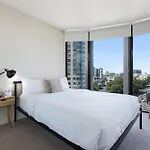 Queen St Residence