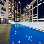 Brisbane Break Panoramic River Views Free Parking