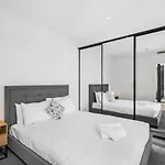 Amazing 1Br Apartment W Pool