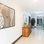 Spacious 2 Bed/2 Bath Garden Apartment Aircon