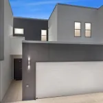 Stunning 3-Bedroom Townhouse