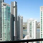 Riverview 2B2B Apt In Cbd W/Parking, Pool, Gym