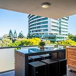 3-Bedroom Unit With River Views And Balcony
