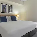 Oaks Brisbane Festival Suites