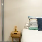 Best Location 2-Bed With Gym Pool 7-Min From Cbd